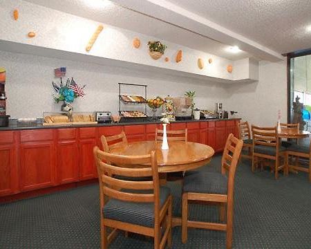 Premier Inn And Suites Erick Restaurant foto